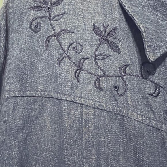 Nomadic Traders Fresco-Women's-Jean/Denim Embroidered Aztec Beads/Jems on Back - Picture 13 of 15